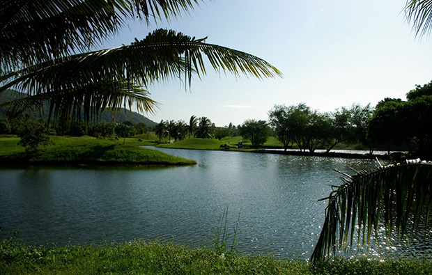 lake, emerald golf club, pattaya, thailand