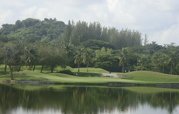 green at khao kheow country club, pattaya, thailand