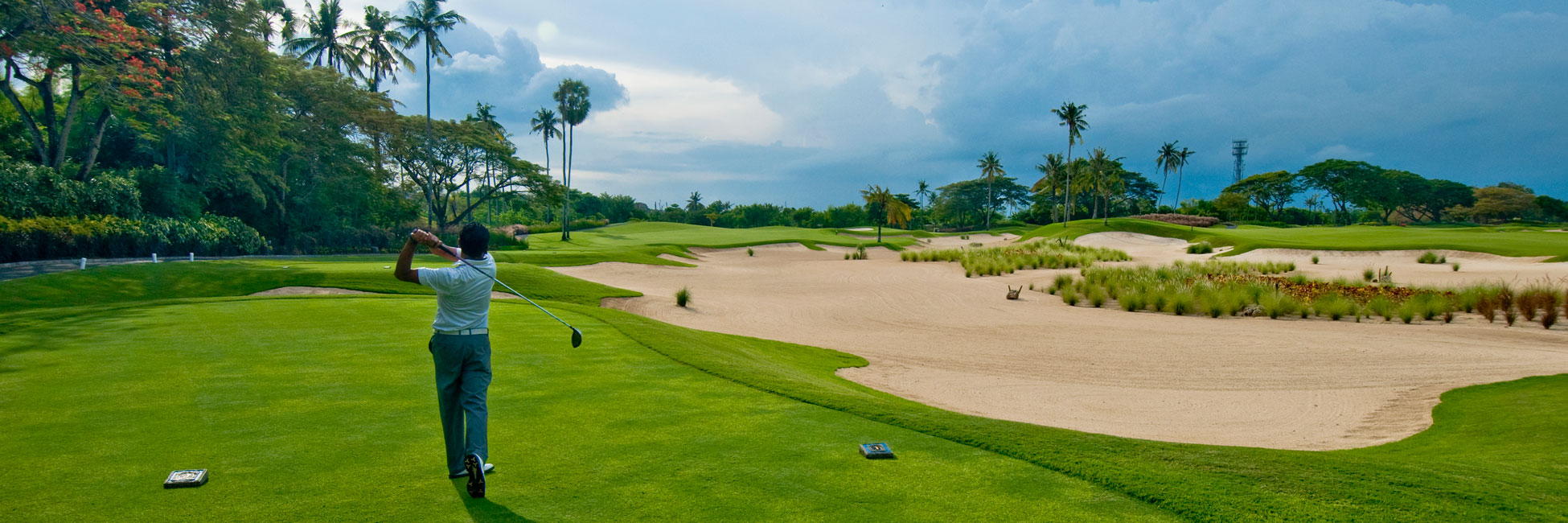 Book golf tee times online at Asian golf courses with Golfsavers.