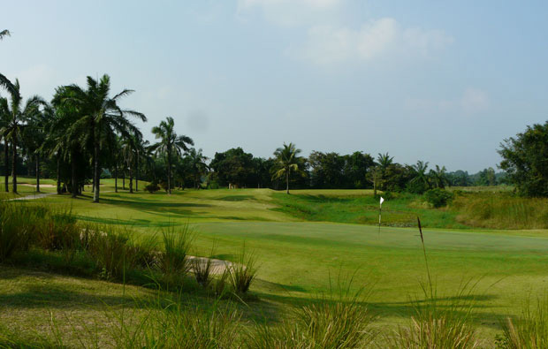 green, pattavia century golf club, pattaya, thailand