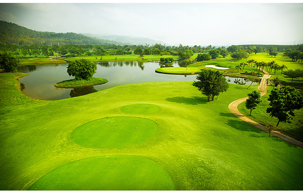 tee boxes, pattana golf resort, pattaya, thailand