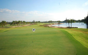 Royal Lakeside Golf Club Resort
