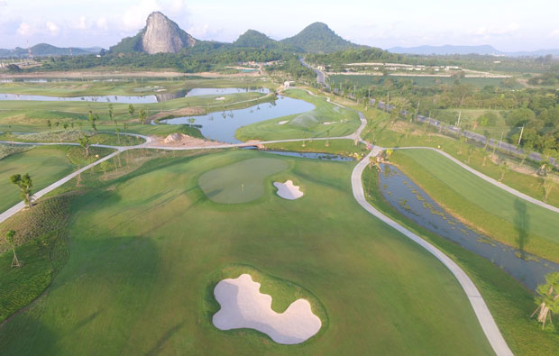 Chee Chan Mountain Golf Resort fairway